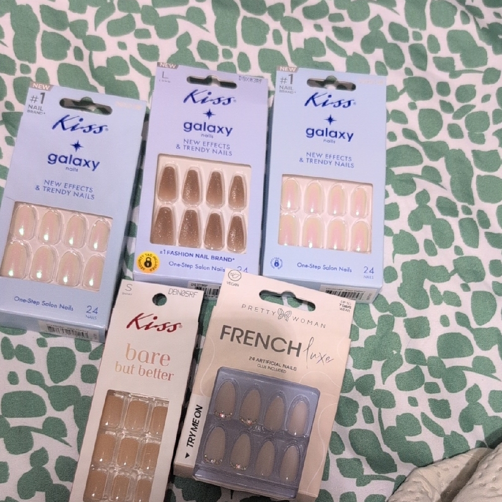 Kiss Galaxy and French Luxe Nail Sets - Pink and Nude